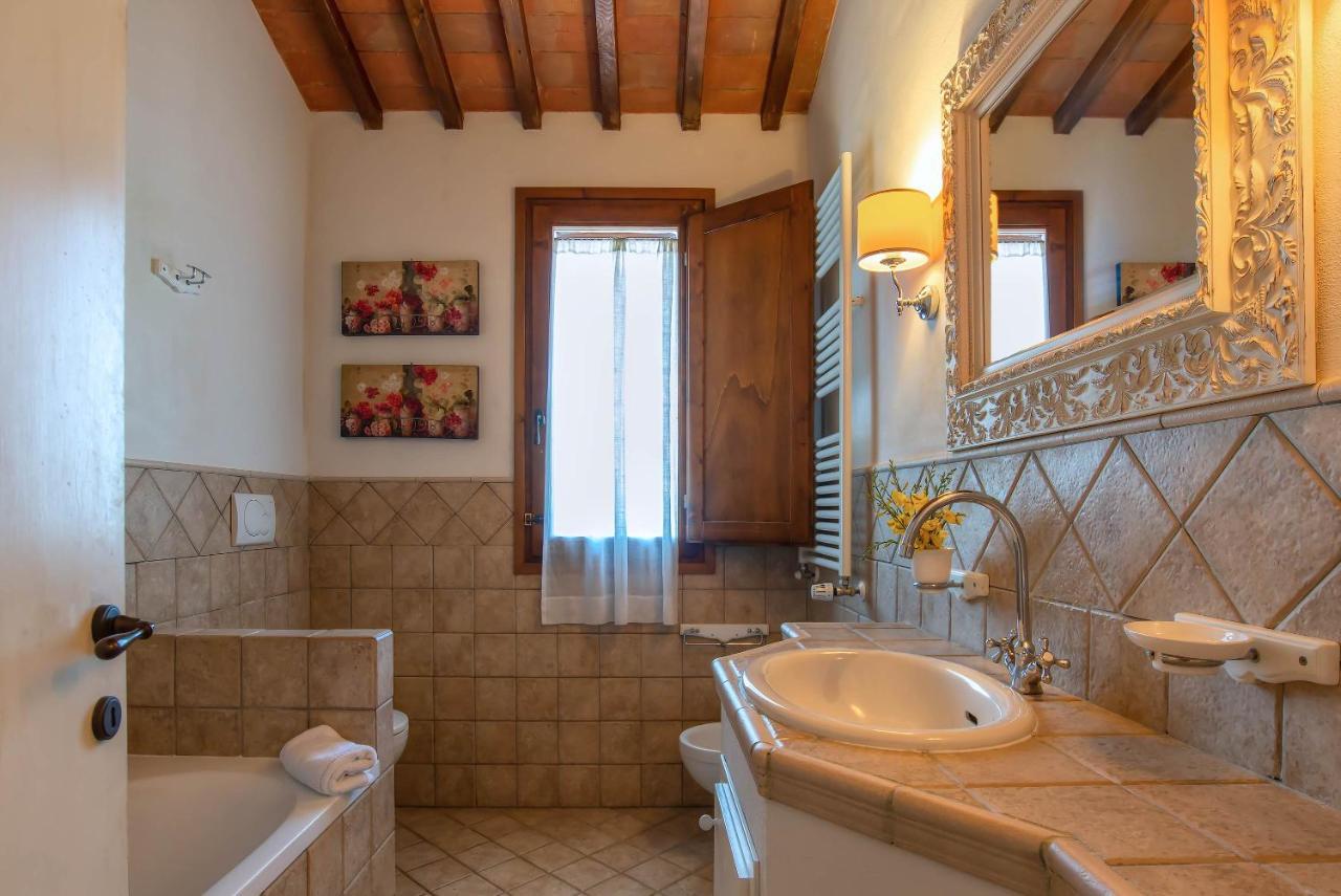 Villa Lionella Country Resort Montaione Eksteriør bilde
